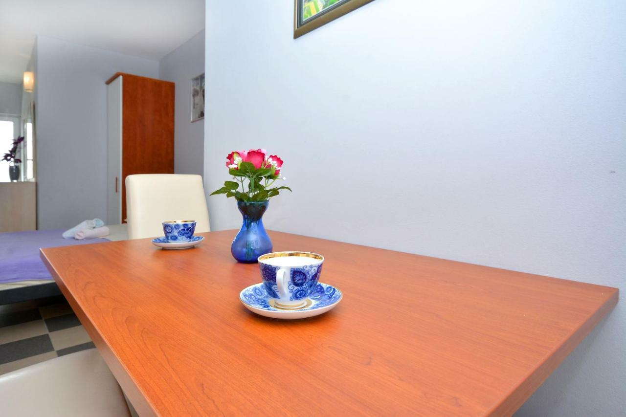 Beach Apartman Petra Podstrana Exterior photo