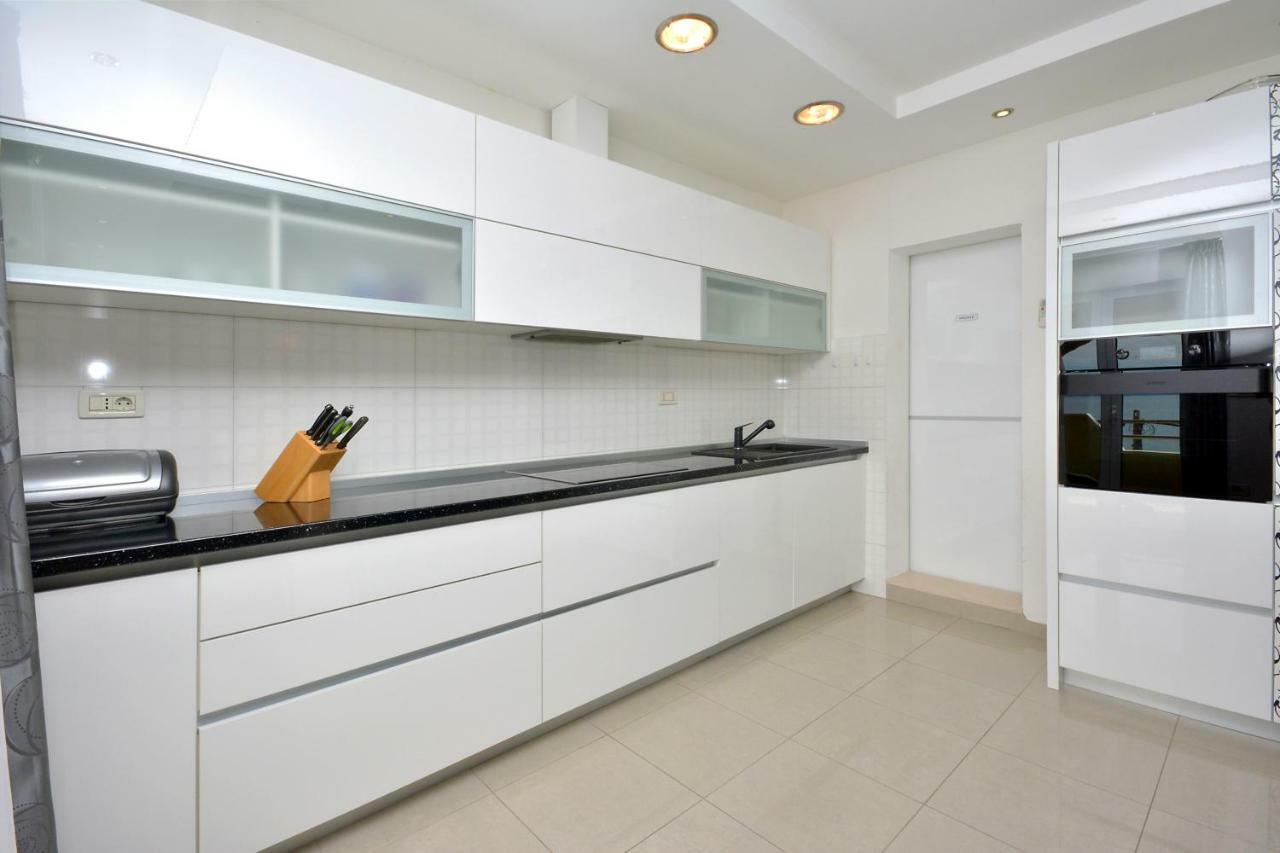 Beach Apartman Petra Podstrana Exterior photo