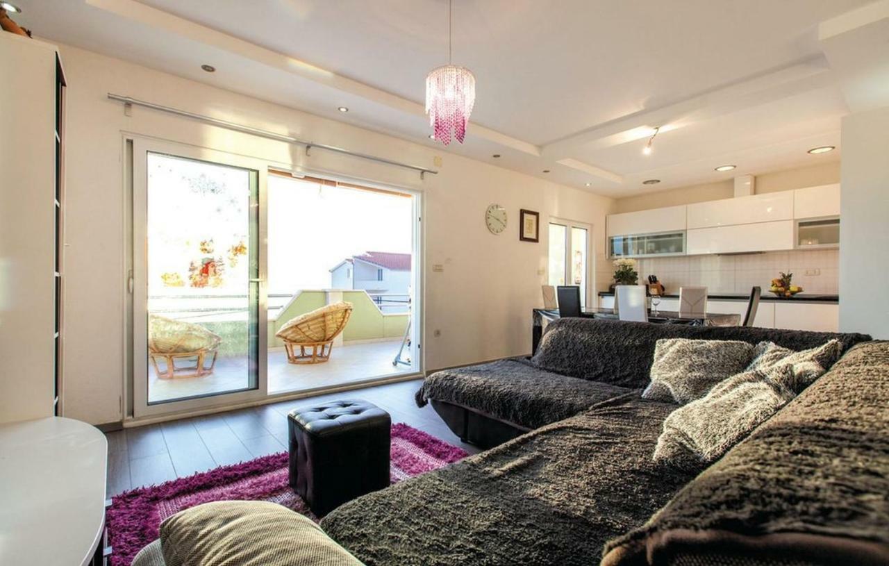Beach Apartman Petra Podstrana Exterior photo
